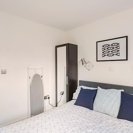Cosy Brand New Spacious 1 Bed Luxury Apartment Birmingham Exterior foto