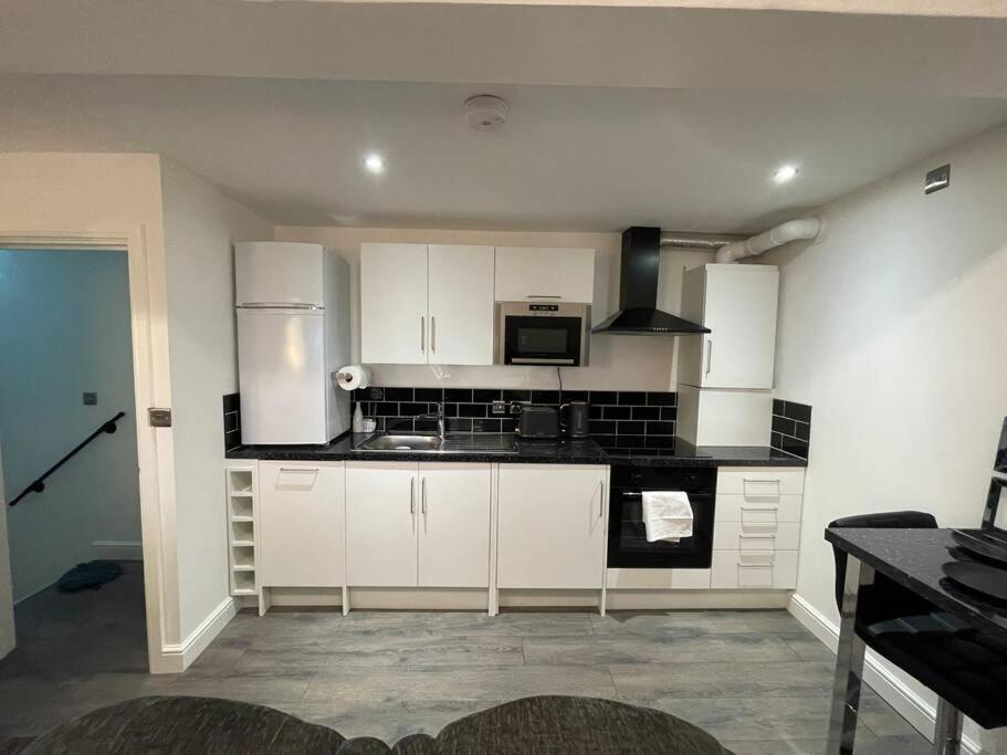 Cosy Brand New Spacious 1 Bed Luxury Apartment Birmingham Exterior foto