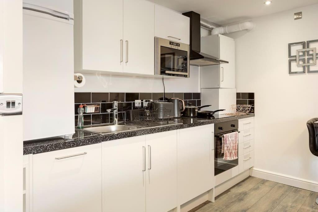 Cosy Brand New Spacious 1 Bed Luxury Apartment Birmingham Exterior foto